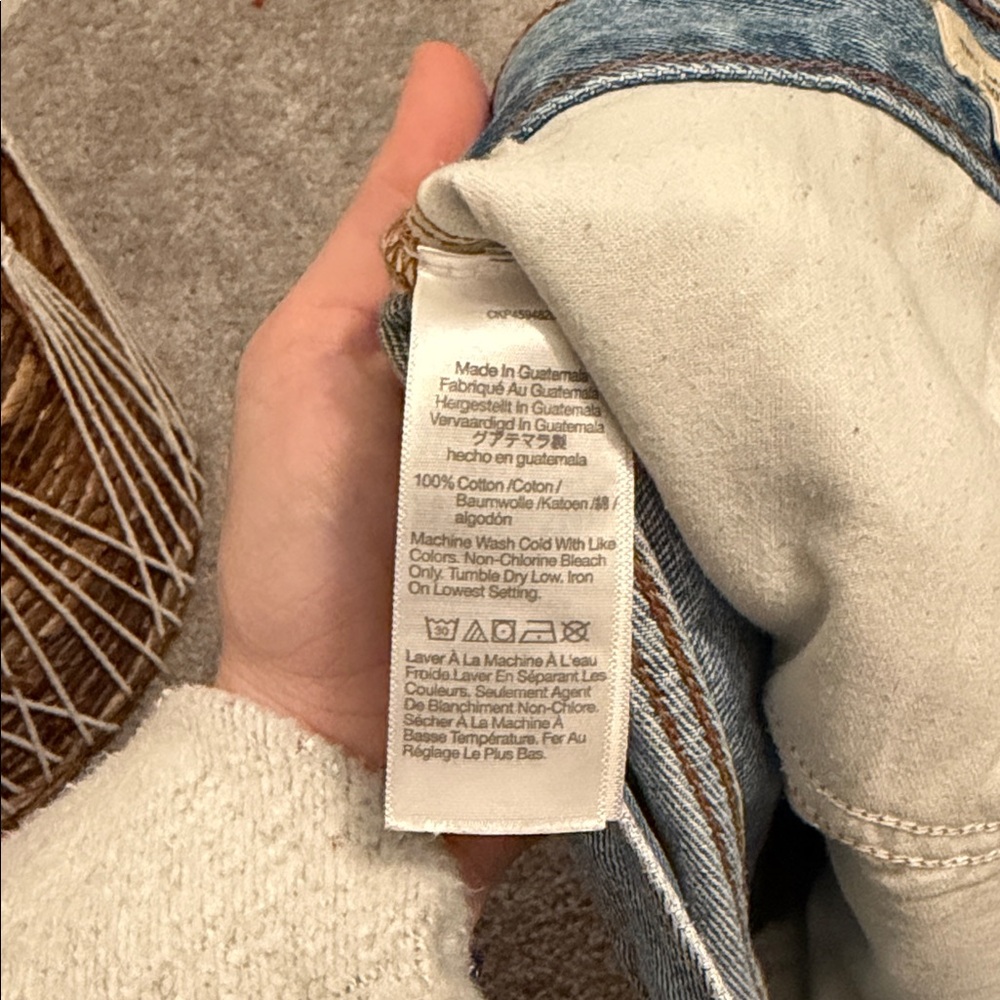 Madewell Light Blue High-Waist Mom Jean Short - Picture 5 of 6